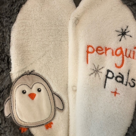 Babies R Us Penguin snowsuit size 6 months - Picture 6 of 11